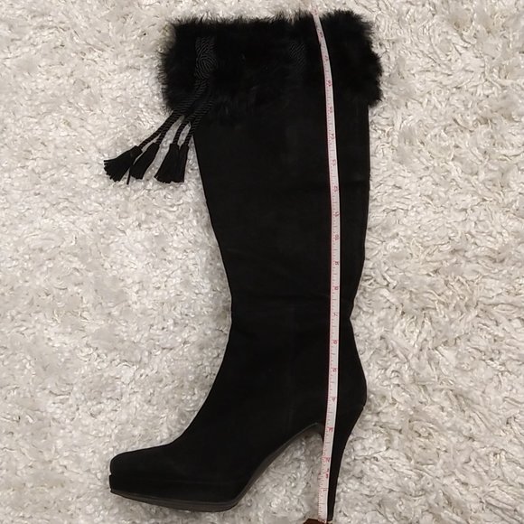 Suede and fur boots with tassel - Picture 2 of 11